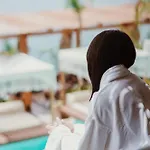 فندق Lost Seaside ساراندا