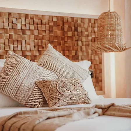 Lost Seaside Hotel Sarandë