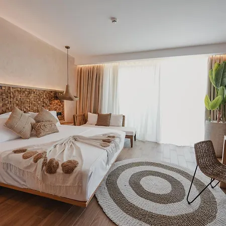 Lost Seaside Hotel Saranda