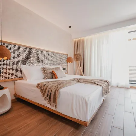 Lost Seaside Sarandë