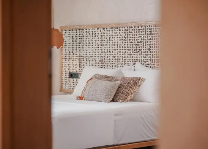 Lost Seaside Sarande