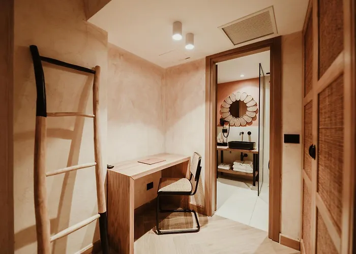 Lost Seaside Sarandë