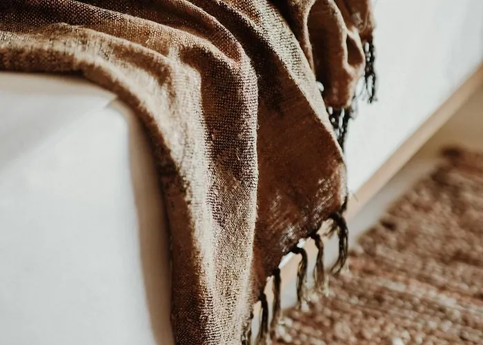 Lost Seaside * Sarande