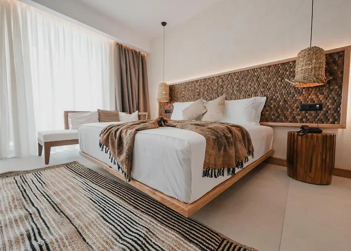 Lost Seaside * Sarande