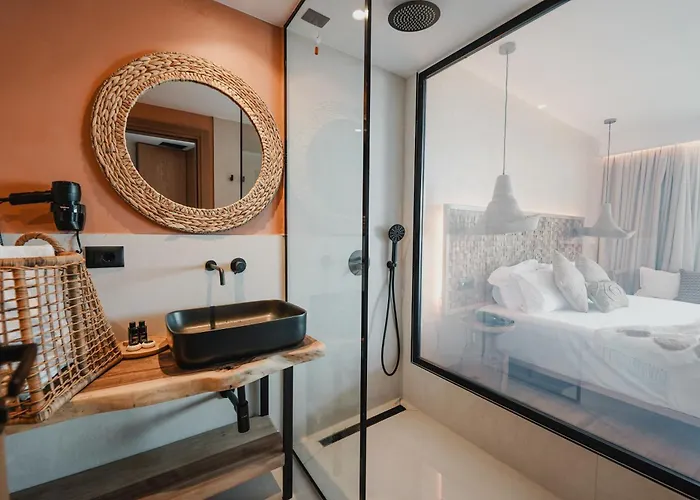 Lost Seaside Sarande